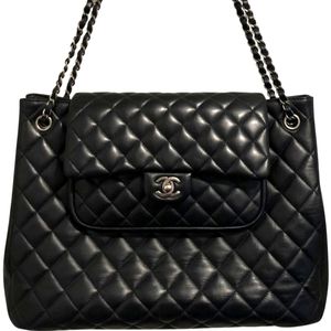 Authentic Chanel Jumbo Quilted Shoulder bag